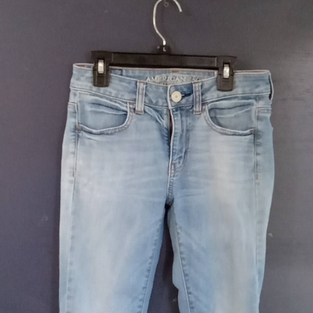 GUC American Eagle Outfitters super stretch jegging size 2 faded distres… - Picture 2 of 7